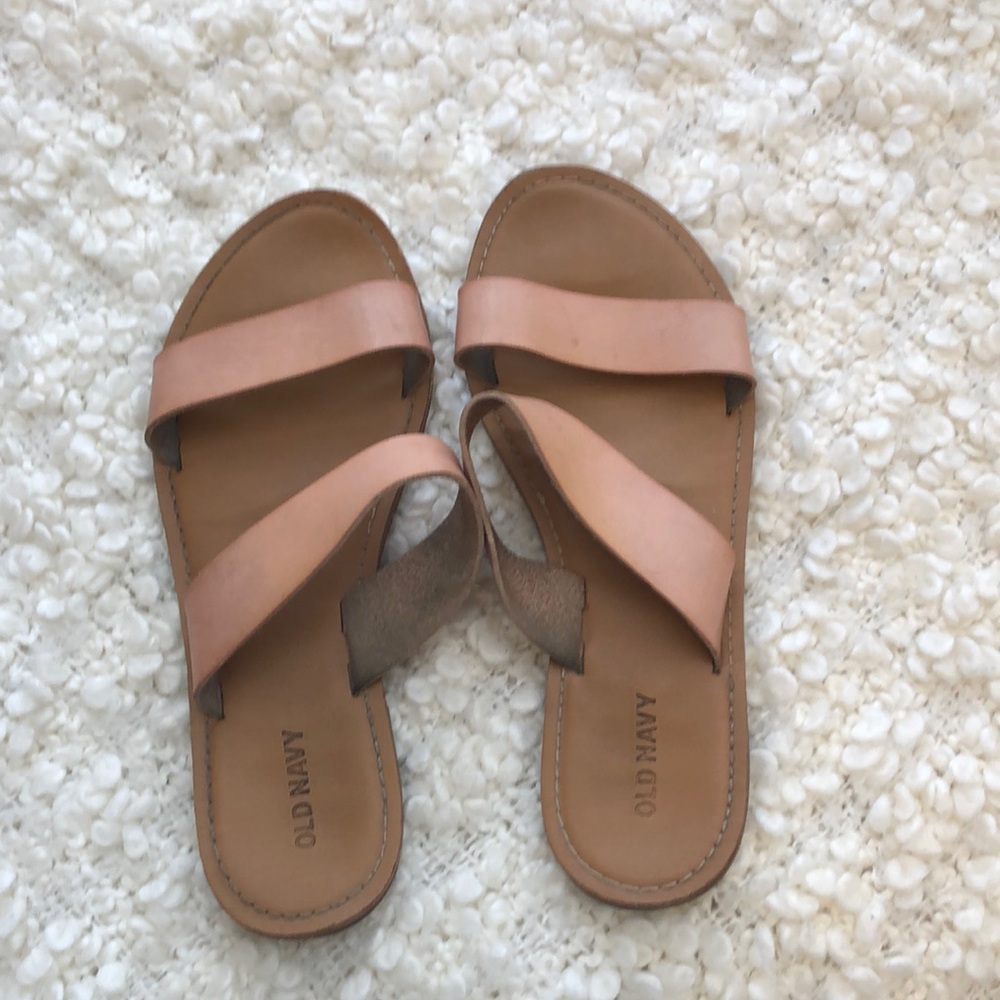 Old Navy slip on strap oh sandals. Size 7. Salmon pink